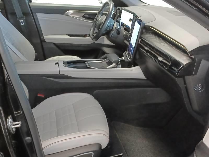 Renault Espace E-Tech hybrid 200 Iconic