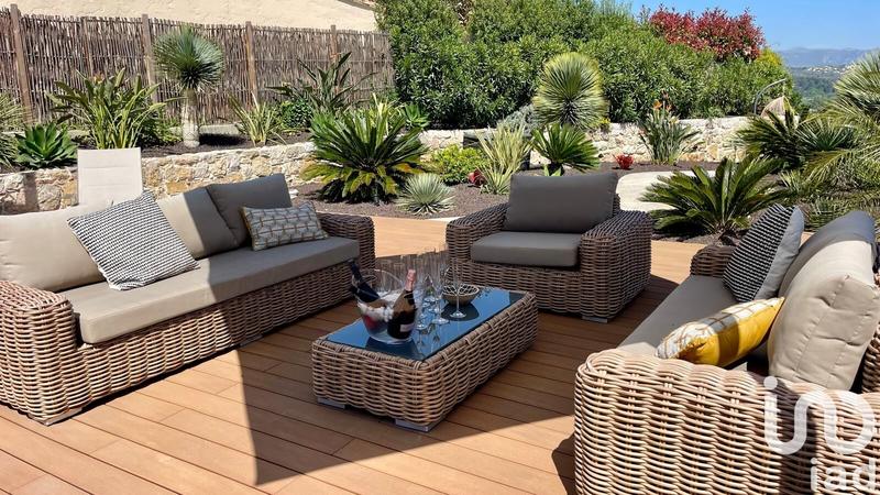 Maison - 192 m² - 6 pièces