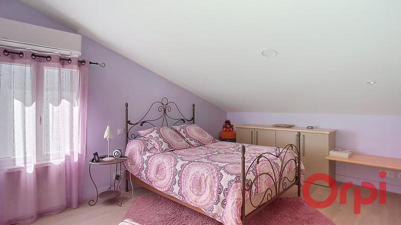 Maison - 184 m² - 6 pièces