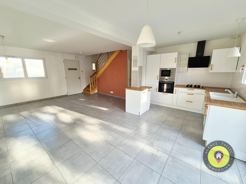 Maison - 107 m² - 6 pièces