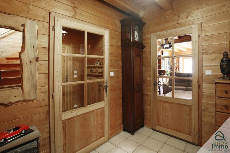 Châlet - 271 m² - 9 pièces