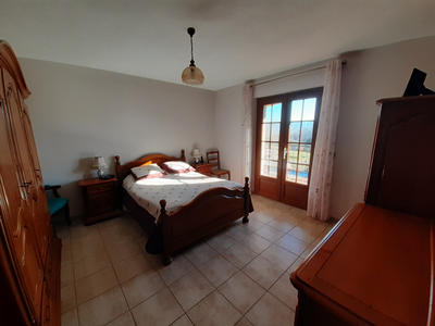 Maison - 195 m² - 7 pièces