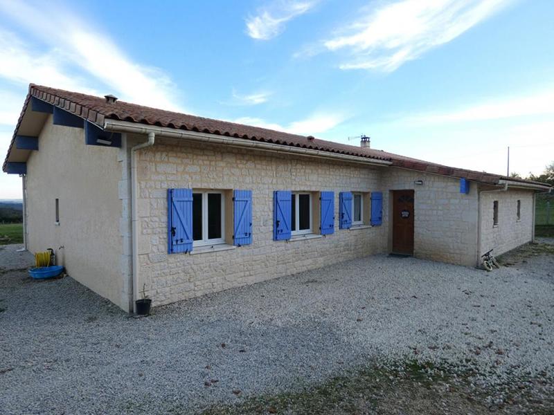Maison - 143 m² - 5 pièces