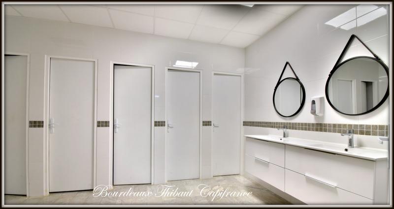 Bureau - 65 m² - 5 pièces