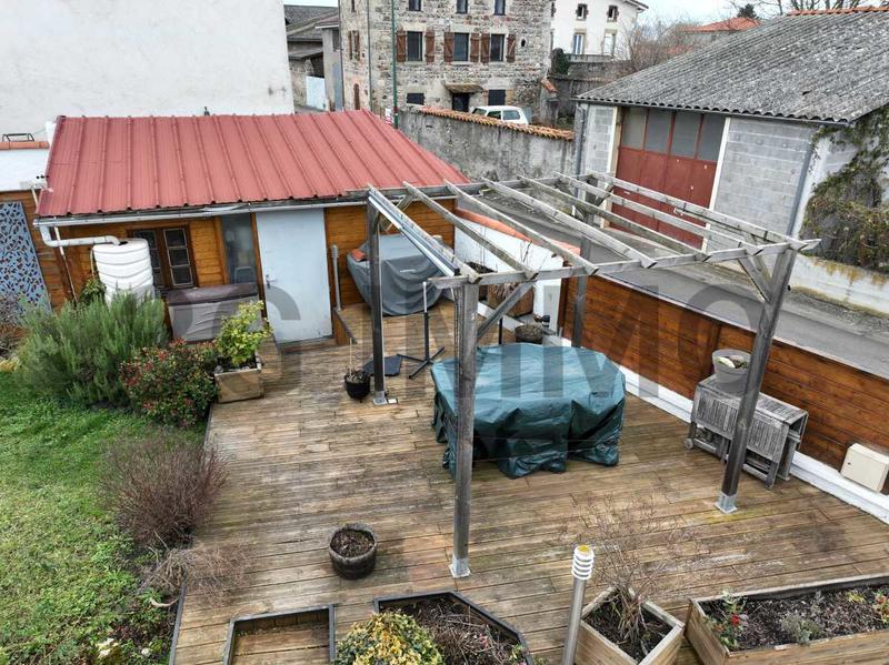 Maison - 89 m² - 4 pièces