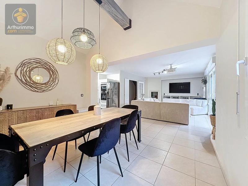 Maison - 117 m² - 6 pièces