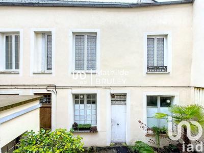 Appartement - 170 m² - 6 pièces