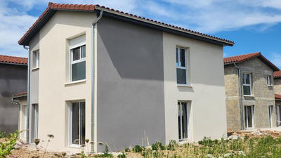 Maison - 103 m² - 4 pièces