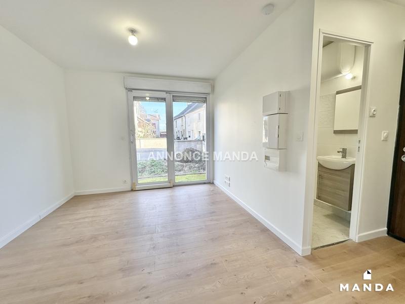 Studio - 17 m² - 1 pièce