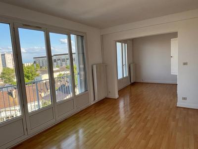 Appartement - 75 m² - 3 pièces