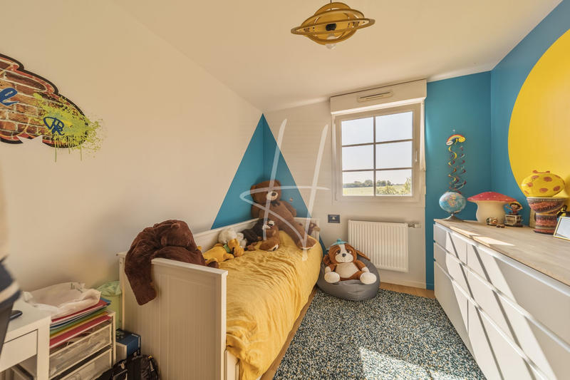 Maison - 96 m² - 5 pièces