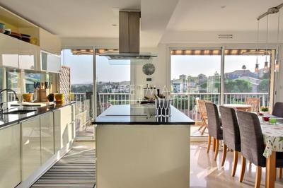 Appartement - 91 m² - 4 pièces