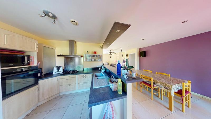 Maison - 101 m² - 4 pièces