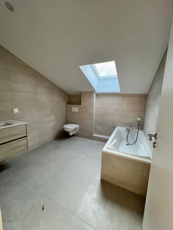 Appartement - 120 m² - 5 pièces