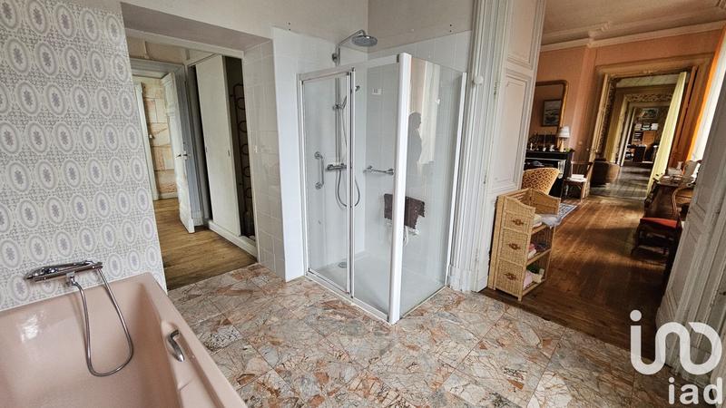 Château - 577 m² - 8 pièces