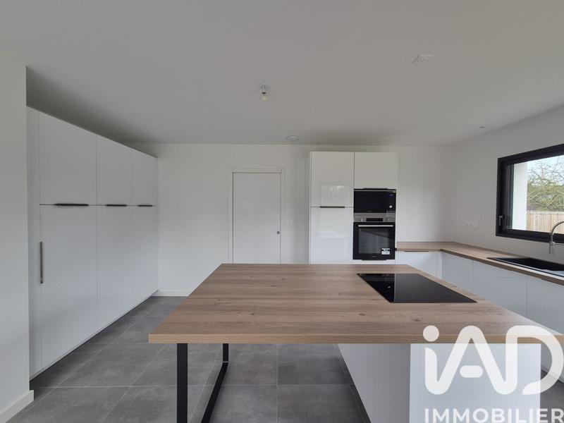 Maison - 120 m² - 5 pièces