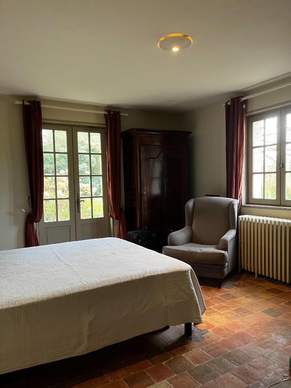 Demeure - 245 m² - 8 pièces