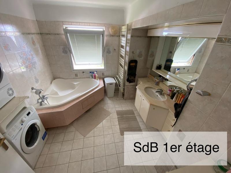 Maison - 300 m² - 10 pièces
