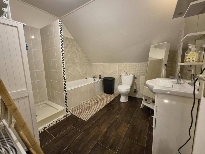 Pavillon - 120 m² - 6 pièces