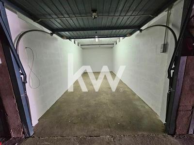 Parking / Garage - 17 m²