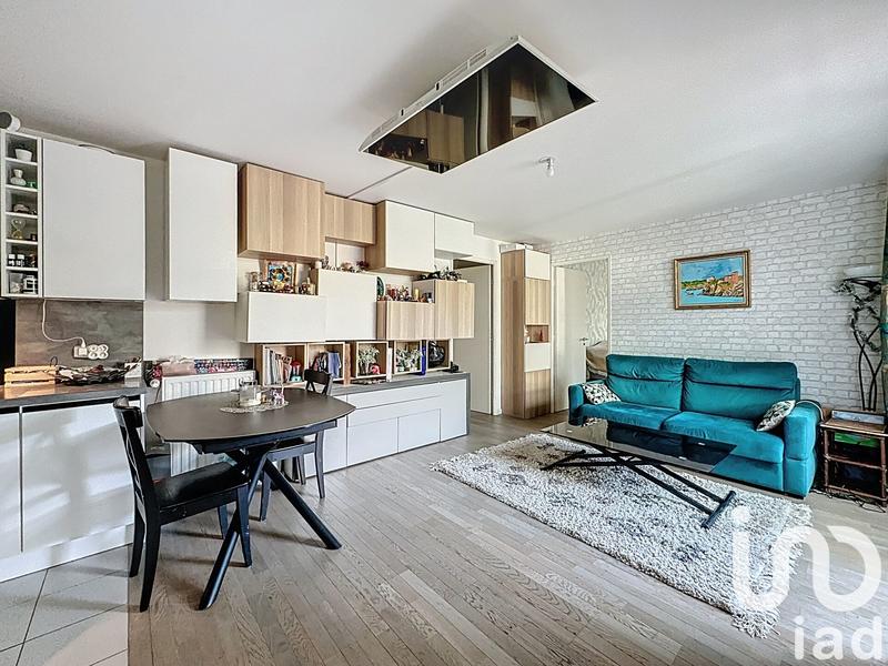 Appartement - 60 m² - 3 pièces