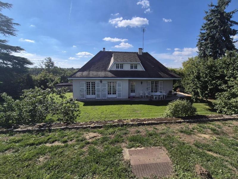 Pavillon - 136 m² - 5 pièces