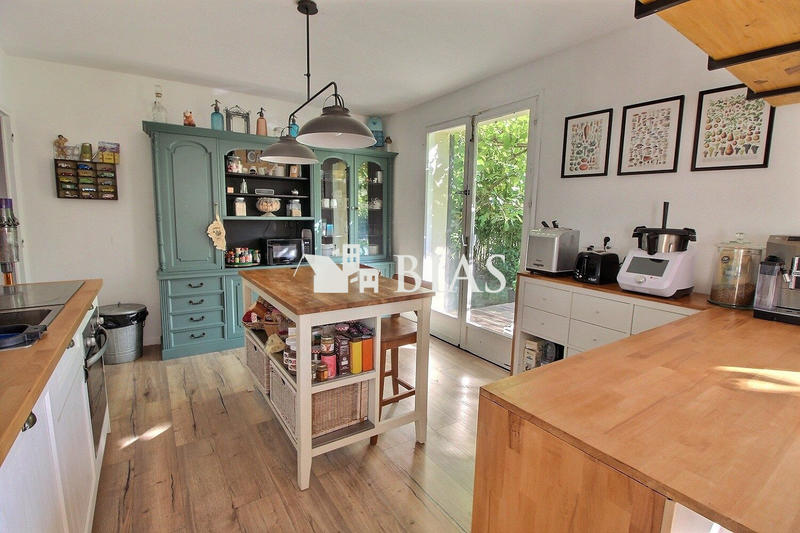 Maison - 151 m² - 6 pièces