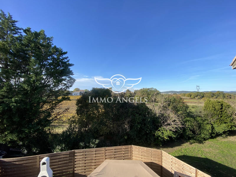 Maison - 206 m² - 9 pièces