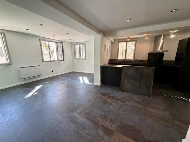 Appartement - 60 m² - 3 pièces