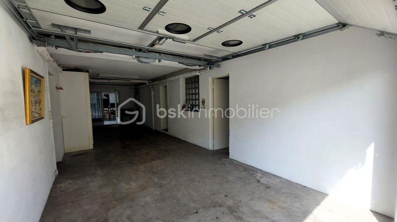 Maison - 161 m² - 7 pièces