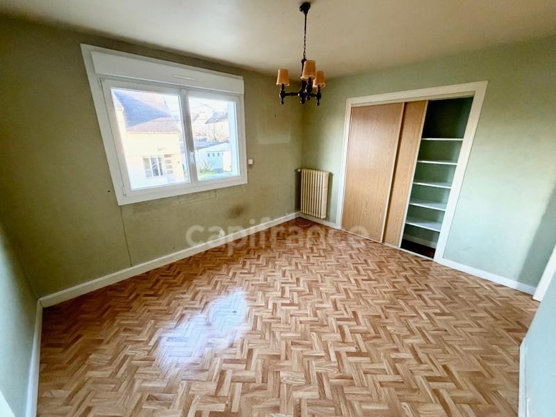 Maison - 80 m² - 5 pièces