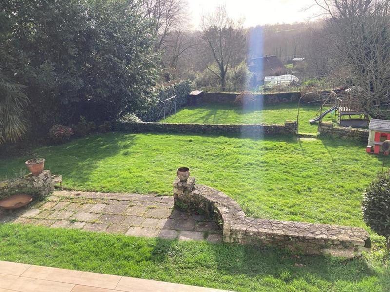 Demeure - 184 m² - 6 pièces