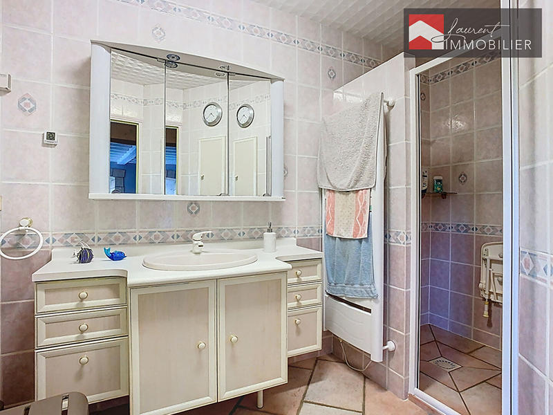 Maison - 190 m² - 6 pièces