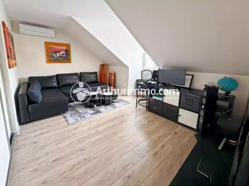 Maison - 210 m² - 7 pièces
