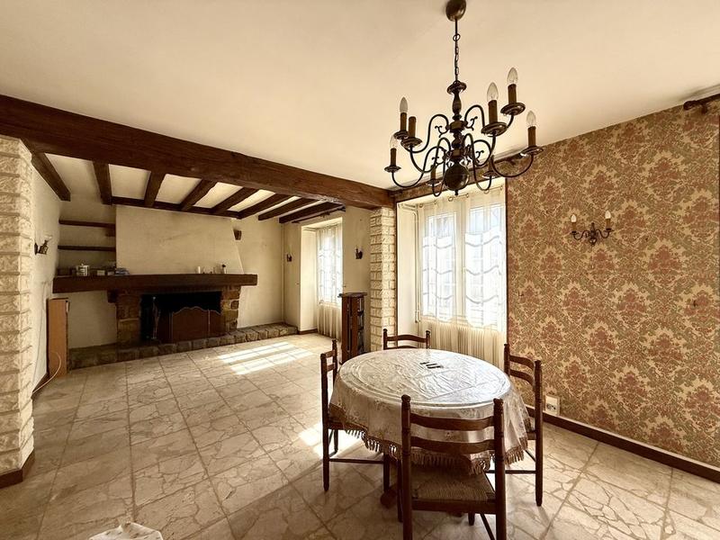 Maison - 150 m² - 7 pièces