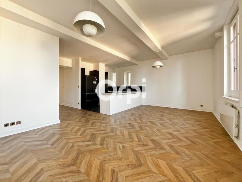 Appartement - 98 m² - 3 pièces