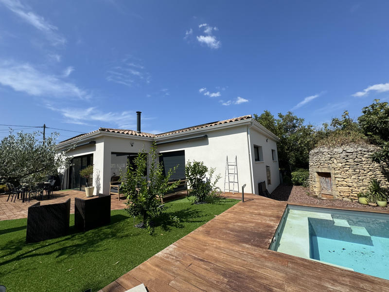 Maison - 140 m² - 5 pièces