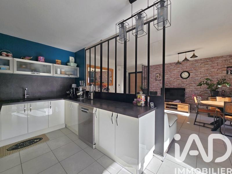 Appartement - 80 m² - 4 pièces