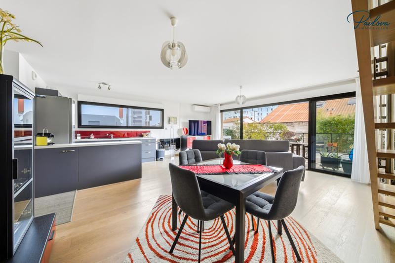 Appartement - 108 m² - 4 pièces