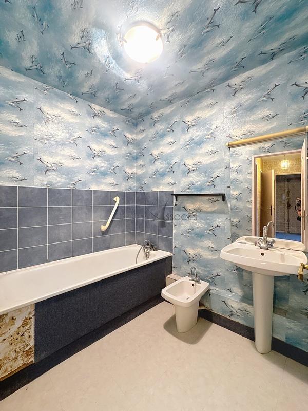 Appartement - 75 m² - 3 pièces