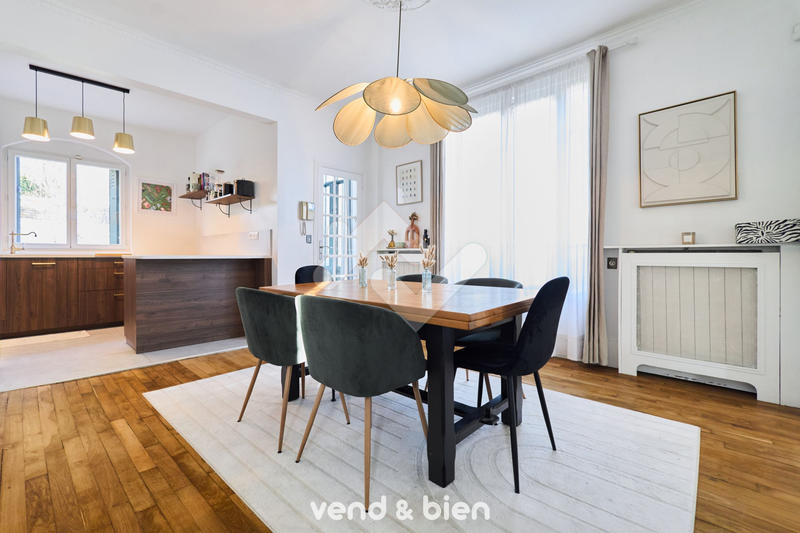 Maison - 148 m² - 5 pièces