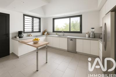 Maison - 113 m² - 4 pièces