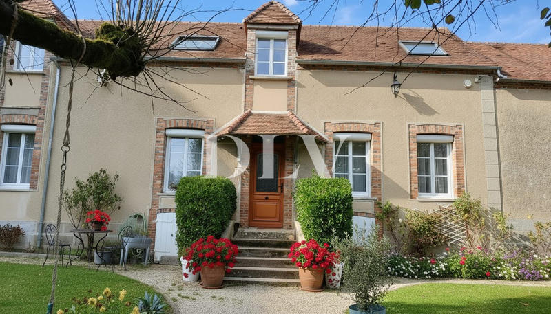 Maison ancienne - 197 m² - 7 pièces