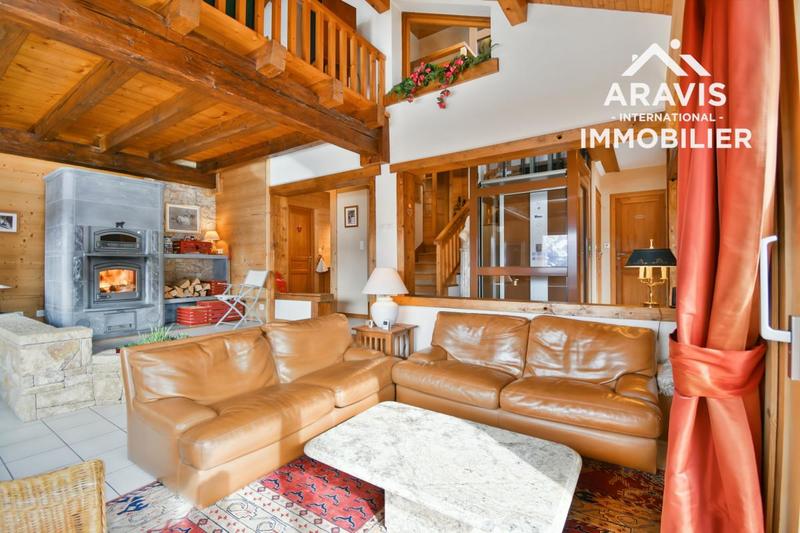 Propriété - 215 m² - 6 pièces