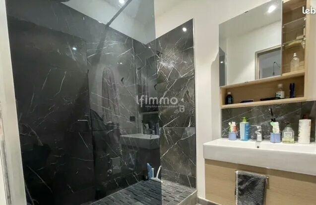 Appartement - 72 m² - 4 pièces