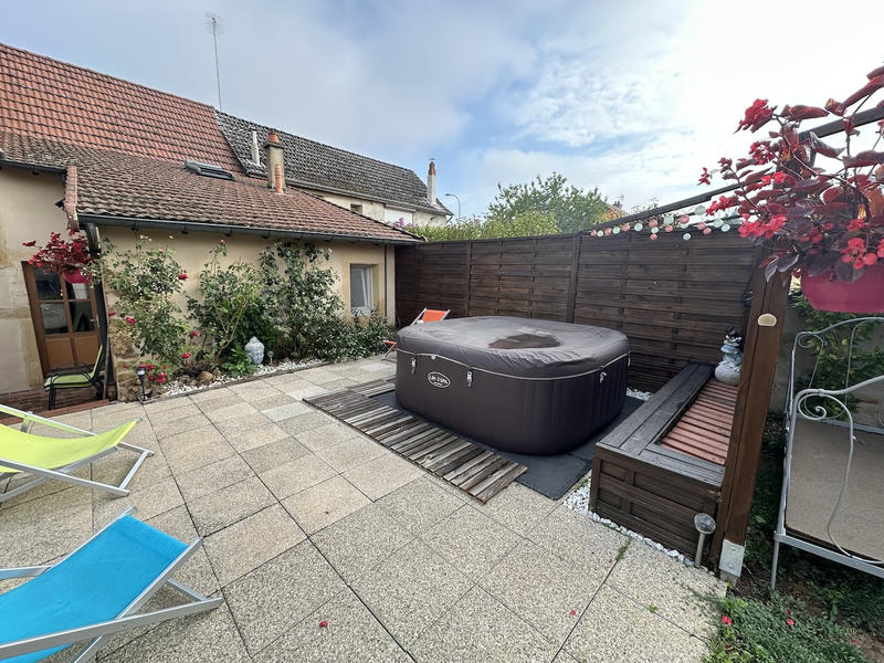 Maison - 137 m² - 7 pièces