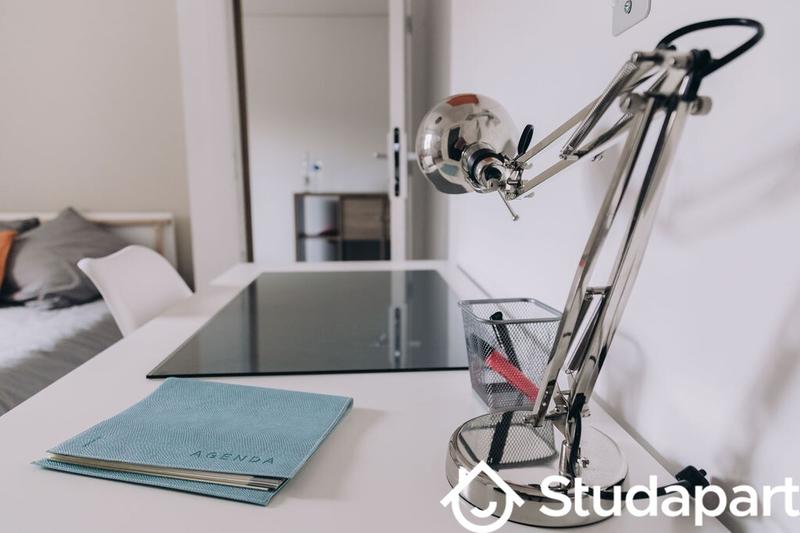 Chambre - 15 m² - 1 pièce