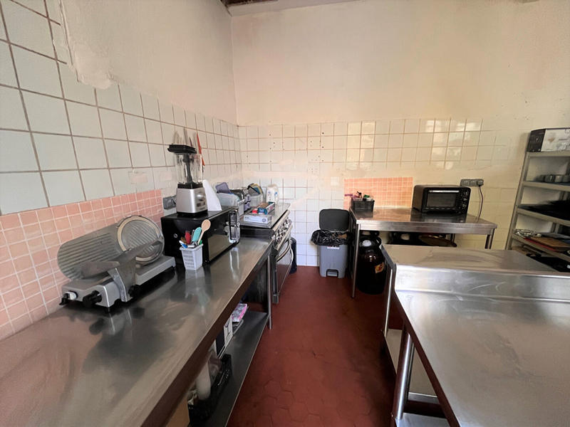 Local commercial - 80 m² - 3 pièces