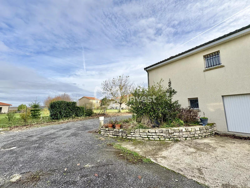 Maison - 95 m² - 4 pièces