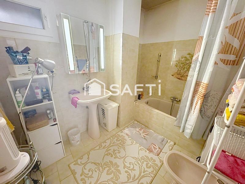 Maison - 137 m² - 7 pièces